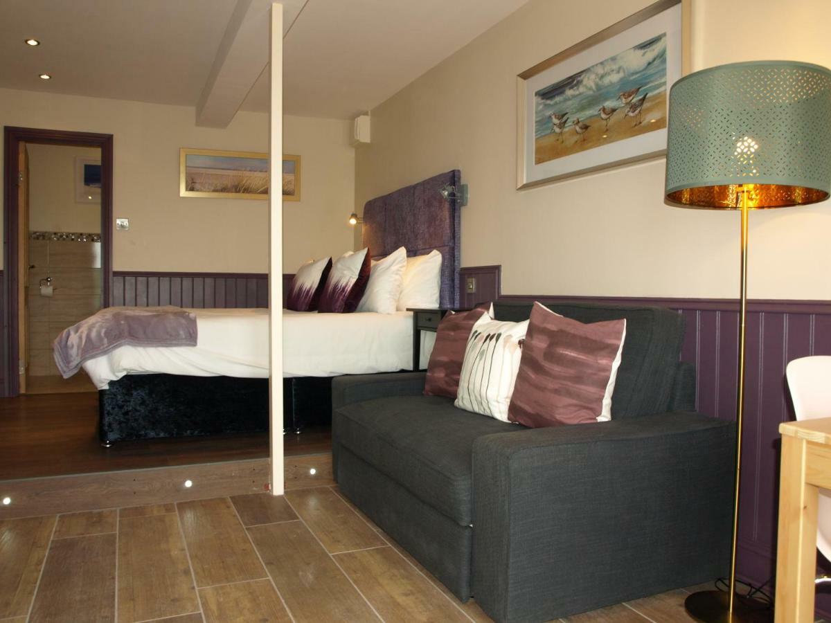 Beautiful Seaside Apartments Rush Extérieur photo