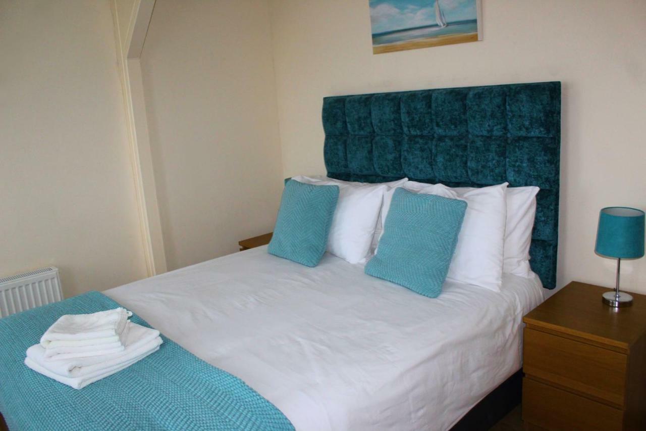 Beautiful Seaside Apartments Rush Extérieur photo