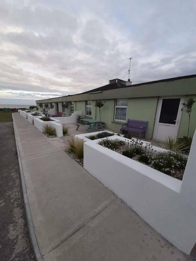 Beautiful Seaside Apartments Rush Extérieur photo